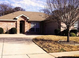 5607 Saddleback Rd, Arlington, TX 76017