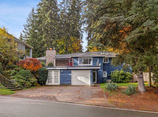 2001 104th Ave SE, Bellevue, WA 98004