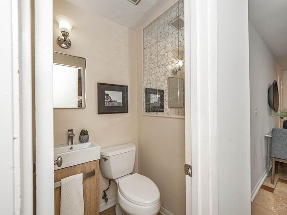 3rd image of 3374 Bighorn Ct
