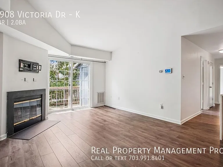 6908 Victoria Dr #K — Photo 8