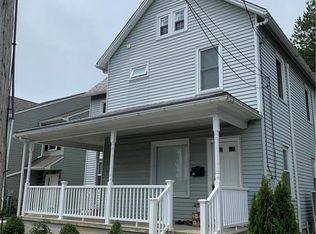40 N Lehigh Ave, Wind Gap, PA 18091