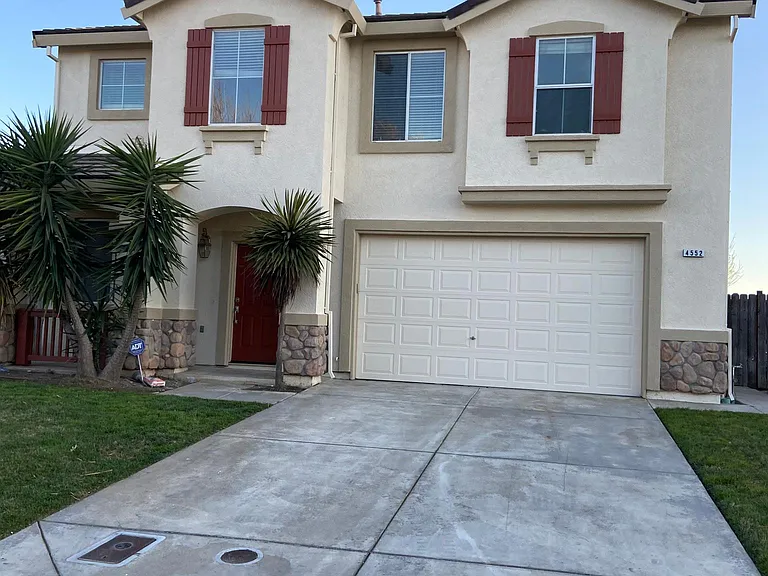 4552 Abruzzi Cir — Photo 1