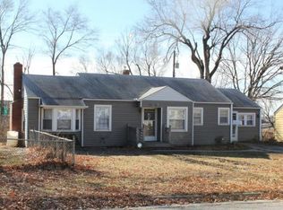 11343 Highridge Dr, Independence, MO 64052