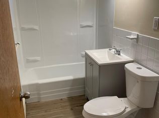 5301 Dupont Ave N APT 3, Brooklyn Center, MN 55430