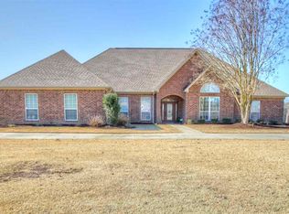 8 Lazy Ln, Texarkana, TX 75503