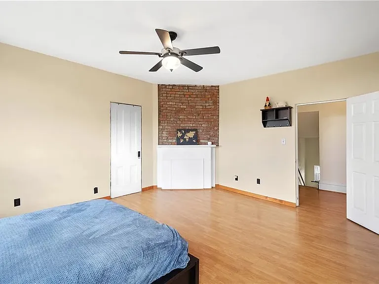 310 Marsonia St #1 — Photo 13
