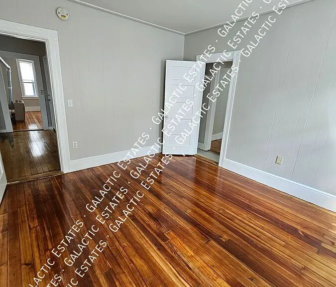 187 Grove St #3 — Photo 13
