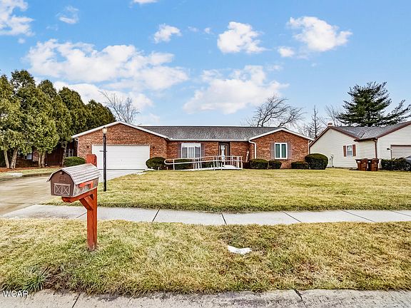 2nd image of 1611 Lancewood Pl