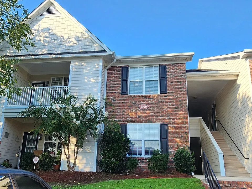 3109 Wisteria Ln #201