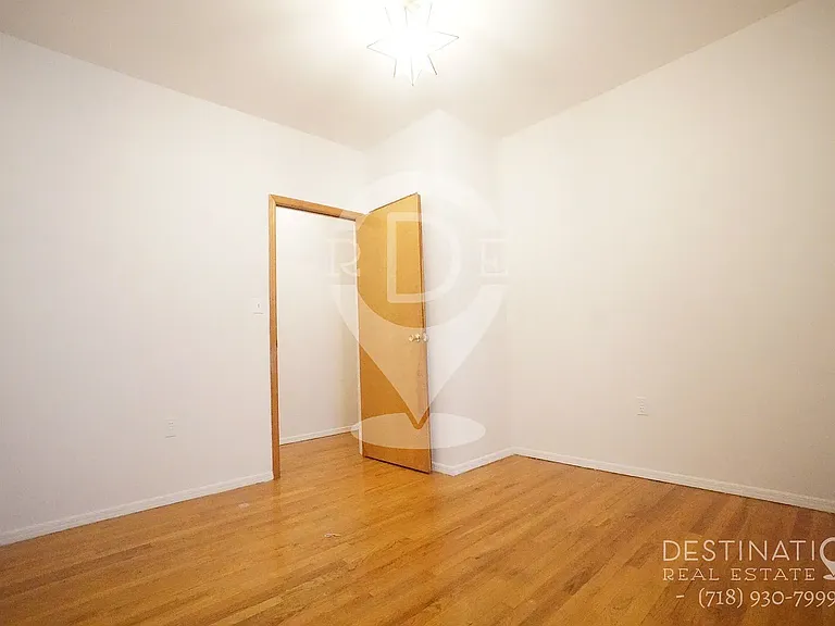 387 Clinton St #1R — Photo 16