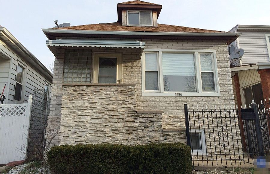 1st image of 4854 W Drummond Pl