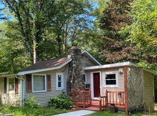 2 Silver Trl, Monroe, NY 10950