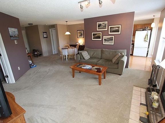 5th image of 180 Fox Hollow Dr APT 306