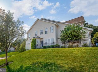 60 Kennedy Dr, Downingtown, PA 19335