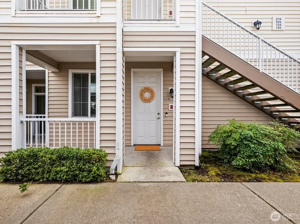 10016 186th Place E #104, Puyallup, WA 98375