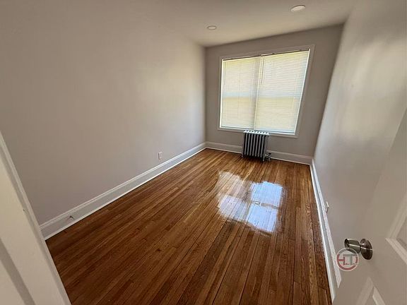 4th image of 1623 Garfield St APT 1R