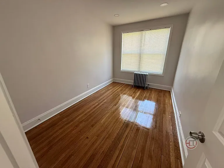 1623 Garfield St #1R — Photo 4