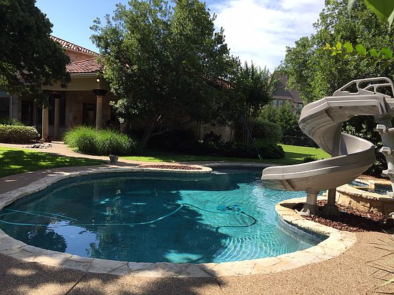 4th image of 1832 Broken Bend Dr