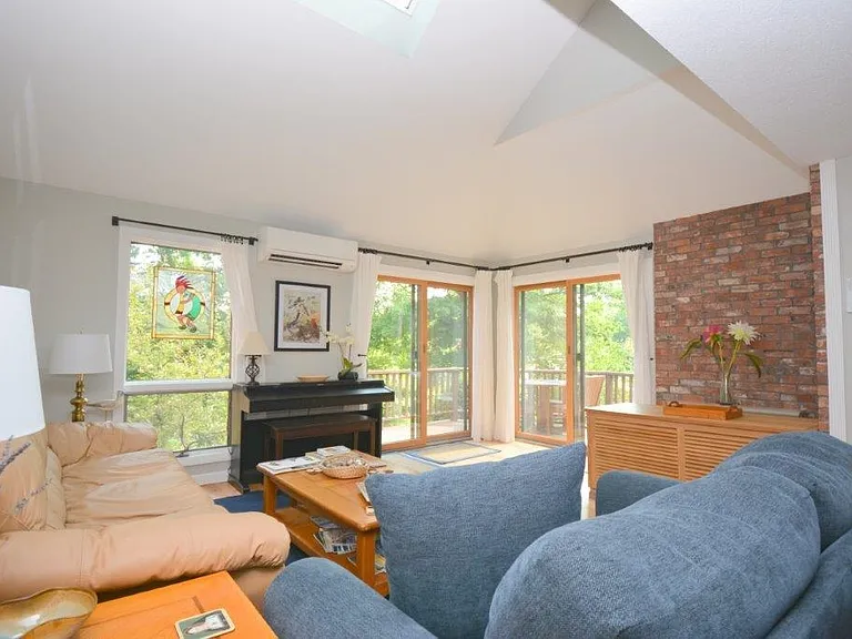 3 Lakeview Pl — Photo 4