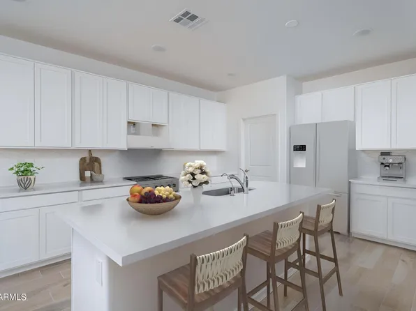 12758 W PARKWAY Lane, Avondale, AZ 85323