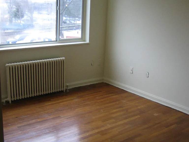 540 N Thomas St — Photo 9