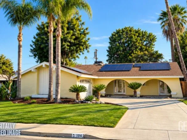104 Haggin St, Bakersfield, CA 93309