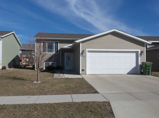 1805 Torrey Pines Drive, Brookings, SD 57006
