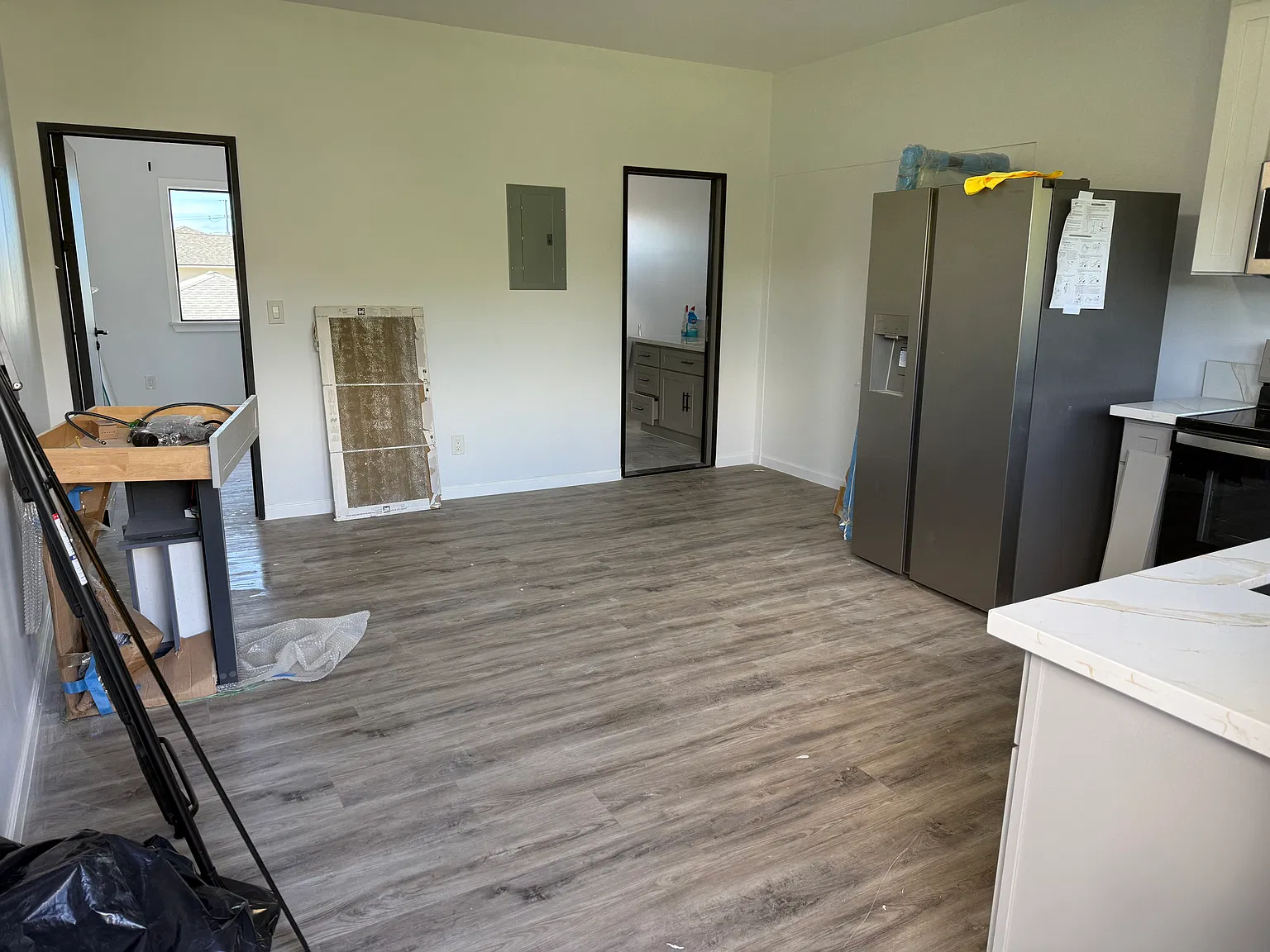 1 bed, 470 sqft, $2,400 — Photo 1