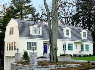 8 Cedar Rd, Andover, MA 01810