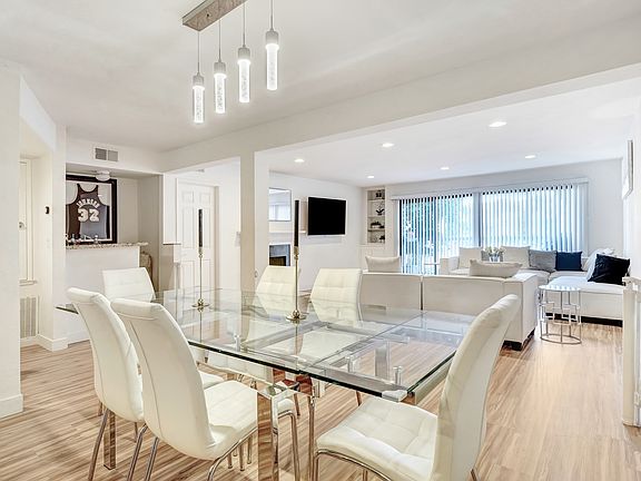 3rd image of 18324 Clark St Unit 119
