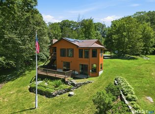 229 Deepwood Dr, Lebanon, CT 06249