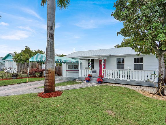 4th image of 176 E 24th Street