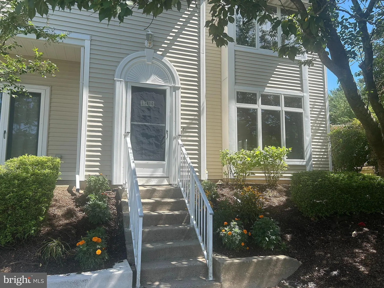 Montgomery Place — Photo 2