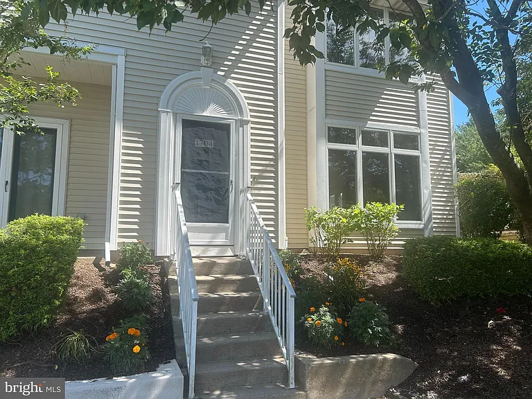 1704 Naomis Ct #1704 — Photo 2