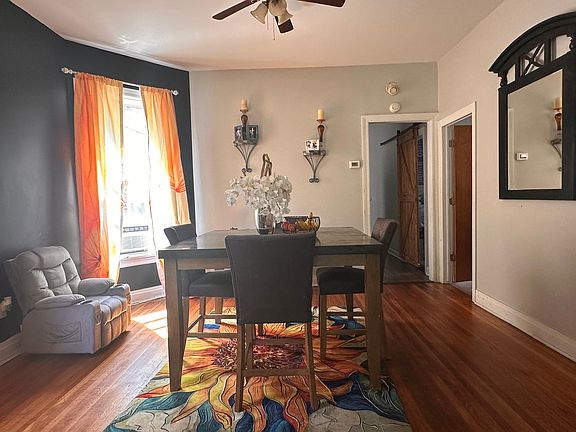 4th image of 7422 S Blackstone Ave