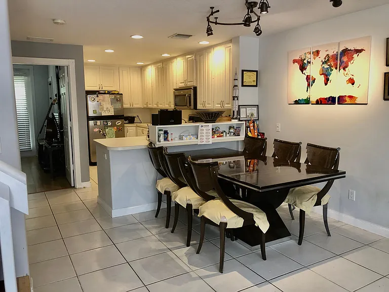 7733 Bergamo Ave — Photo 3