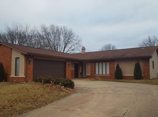 70 Crusaders Rd, Springfield, IL 62704