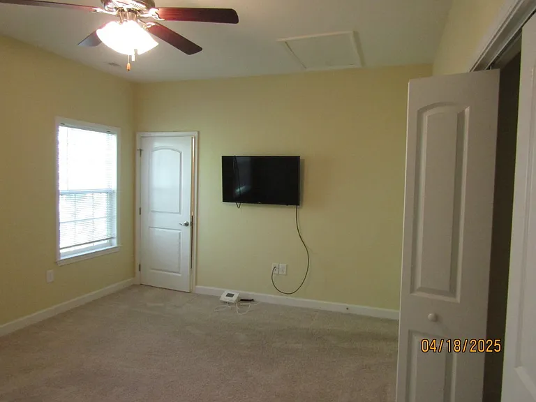 4335 Grande Harbour Blvd — Photo 13