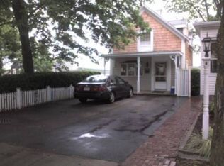 32 Middle St, Fairhaven, MA 02719