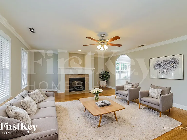 5819 Willowdale Dr — Photo 4
