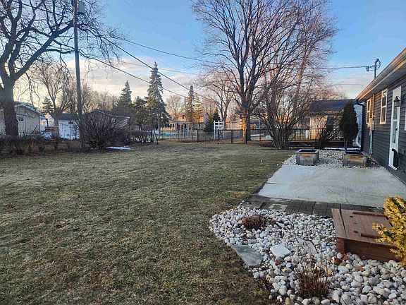 3rd image of 31 N Linden Ln