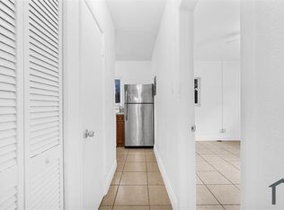 1960 SW 41st Ave #4, Fort Lauderdale, FL 33317