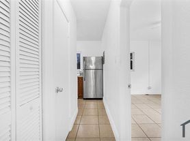 1960 SW 41st Ave, Fort Lauderdale, FL