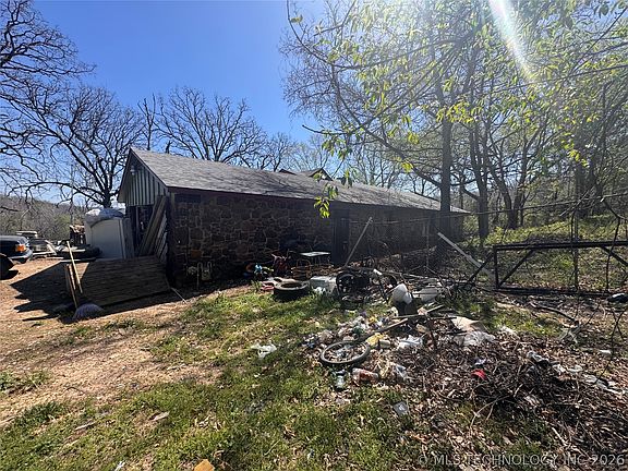 3rd image of 13310 N Webster Rd