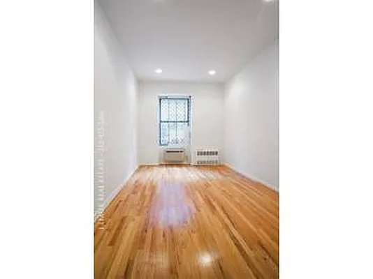 Rented by J. Lemle Real Estate | media 31