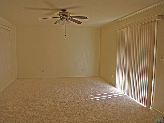 4th image of 805 W Plains Ave