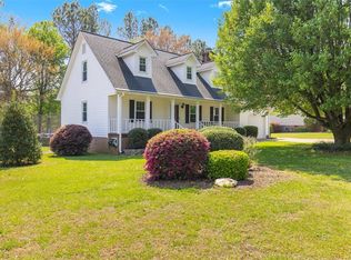 302 Oakcreek Dr, Easley, SC 29642
