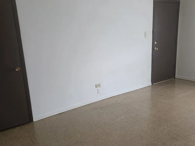 14516 Cottage Grove Ave #1 — Photo 3
