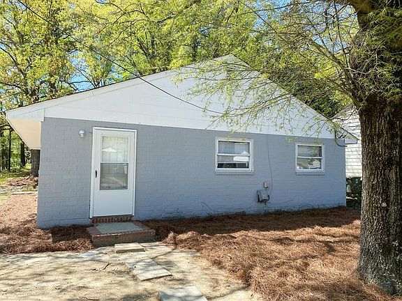 2nd image of 407 Marshall St #B