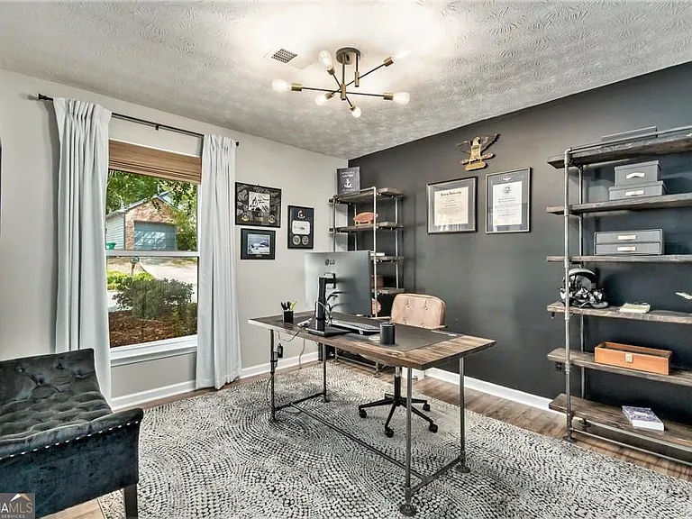1118 Capital Club Cir — Photo 15